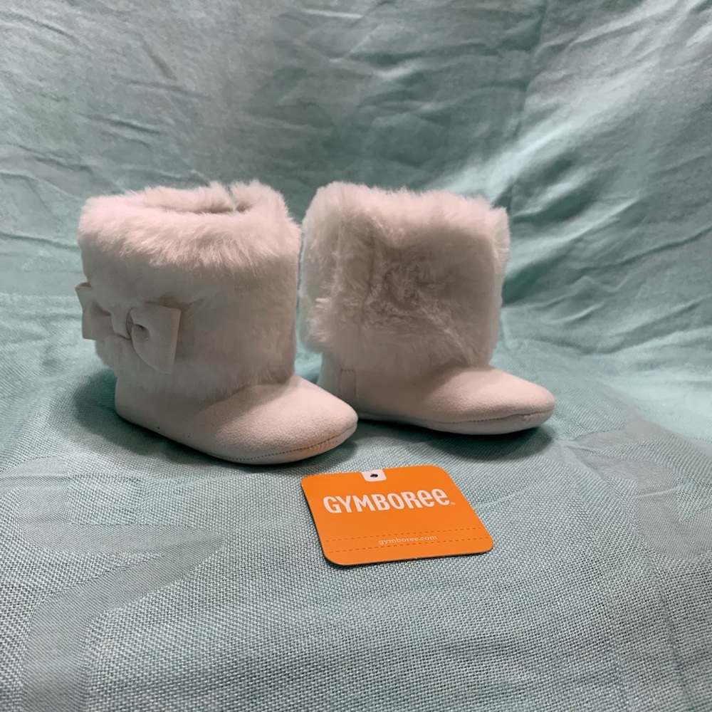 Gymboree Boots Size 6-12 months ~ RESERVED